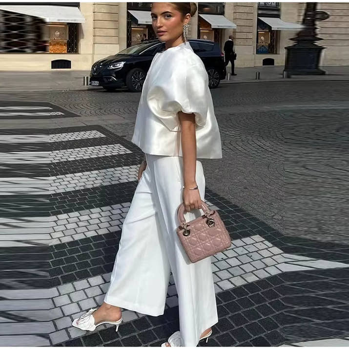 Elegant Satin Lantern Blouse – Women’s Loose Ruffle Top