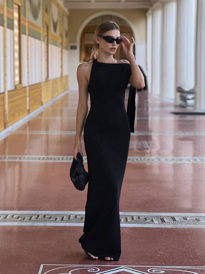 Sweetheart Asymmetric Long Dress – Slim Fit Tie Waist Evening Gown