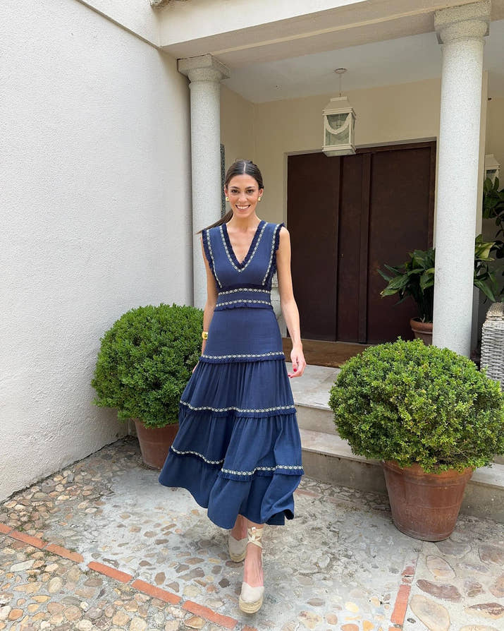 Casual V-neck Tassel Dress - High Waist Knitted Dress