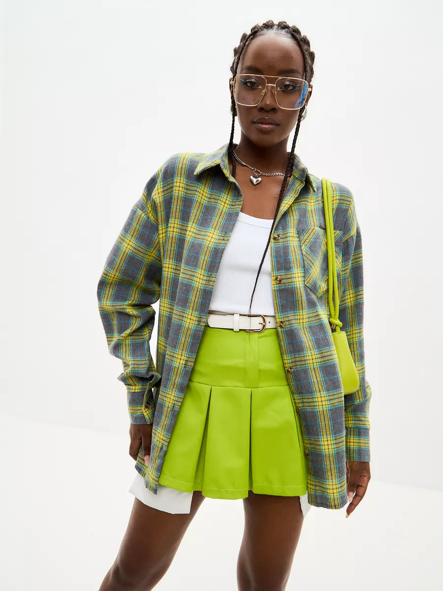 Vintage Oversized Plaid Shirt for Women – Long Sleeve Button Down Top